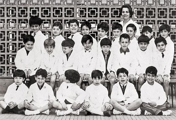 En mi escuela no había educación emocional (foto grupal, año 1970)