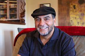 Foto del Dr. Miguel Ruiz, autor del libro 'Los Cuatro Acuerdos'